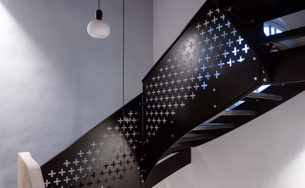 Teekond kirikutorni.