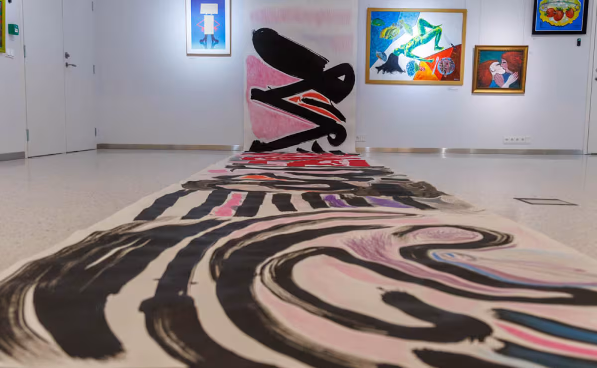 N&auml;itus "Kuldav&auml;&auml;rt kunst"