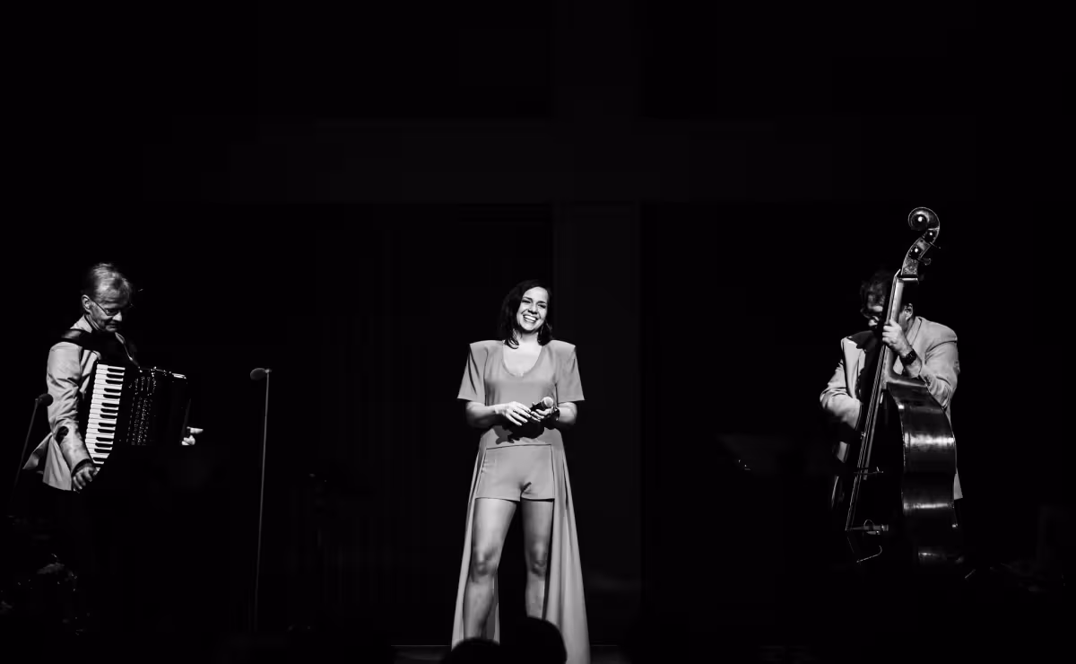 Rebecca Kontus trio